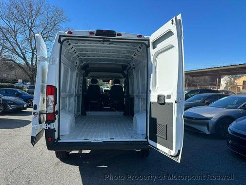 2025 RAM ProMaster 2500 Tradesman