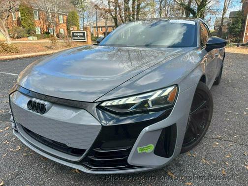 2023 Audi e-tron GT Premium Plus quattro