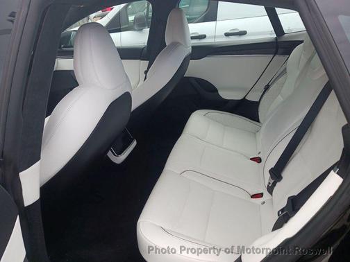 Solid Black 2022 Tesla Model S Plaid