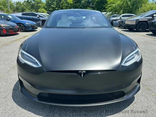 Solid Black 2022 Tesla Model S Plaid