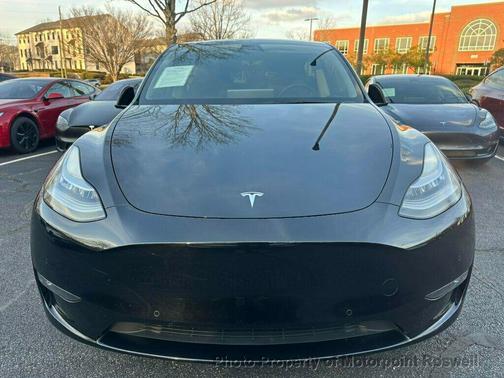 2021 Tesla Model Y Long Range Dual Motor All-Wheel Drive