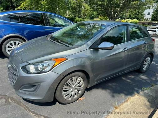 2017 Hyundai Elantra GT Base