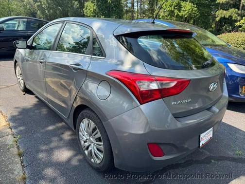 2017 Hyundai Elantra GT Base