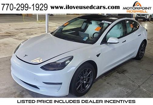 Pearl White Multi-Coat 2023 Tesla Model 3 Standard Range