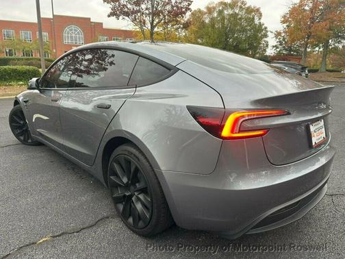 2025 Tesla Model 3 Long Range