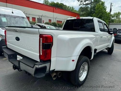 2023 Ford F-450 Lariat