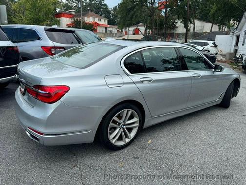 2016 BMW 750 i xDrive