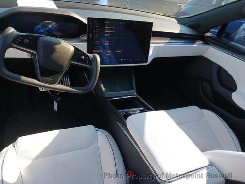 2022 Tesla Model S Plaid