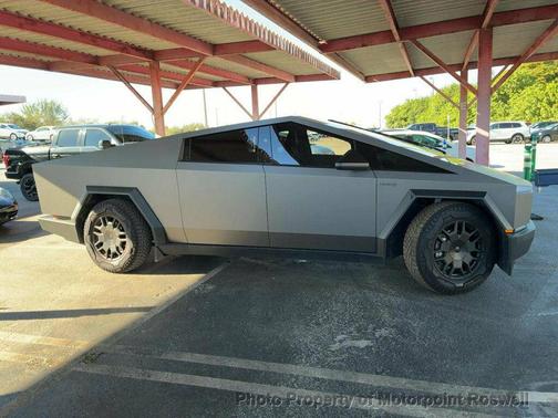 2024 Tesla Cybertruck Cyberbeast