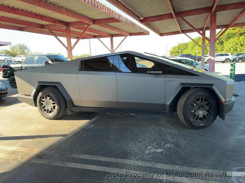 2024 Tesla Cybertruck Cyberbeast