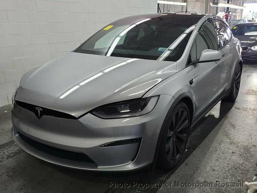 Lunar Silver 2025 Tesla Model X Long Range