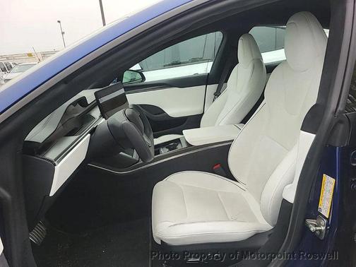 2023 Tesla Model S Plaid