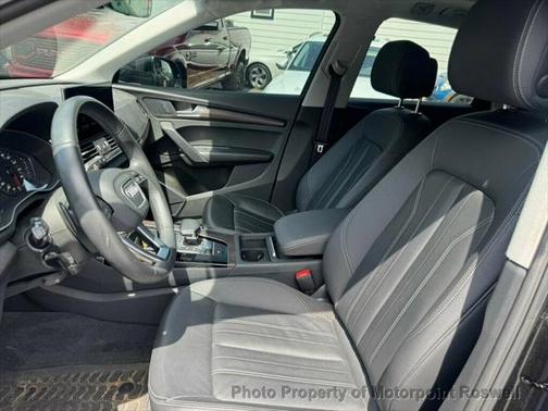 2022 Audi Q5 45 S line Premium