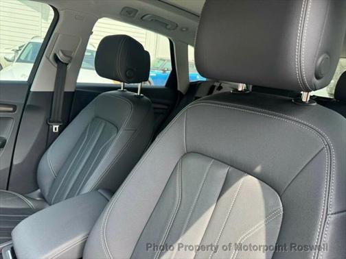 2022 Audi Q5 45 S line Premium