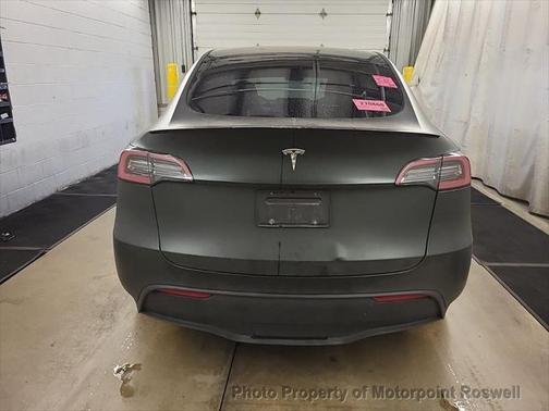 2022 Tesla Model Y Performance Dual Motor All-Wheel Drive