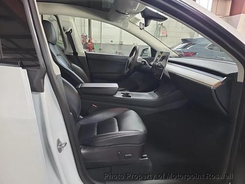 Pearl White Multi-Coat 2022 Tesla Model Y Performance Dual Motor All-Wheel Drive