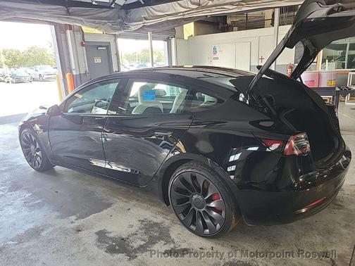 2023 Tesla Model 3 Performance