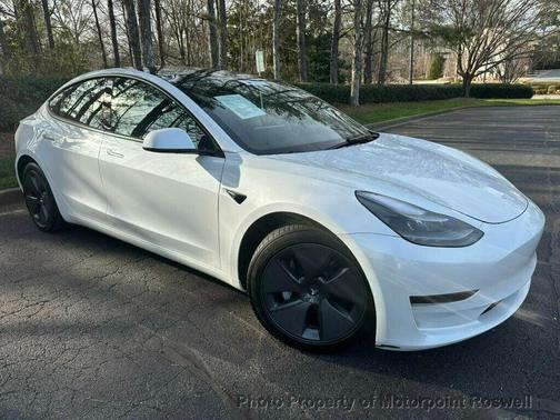 2023 Tesla Model 3 Standard Range
