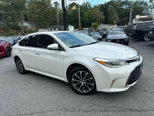 2016 Toyota Avalon XLE