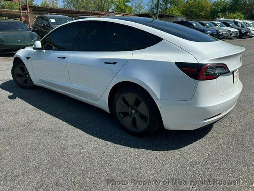 Pearl White Multi-Coat 2022 Tesla Model 3 Long Range