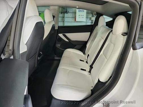 2022 Tesla Model Y Performance Dual Motor All-Wheel Drive