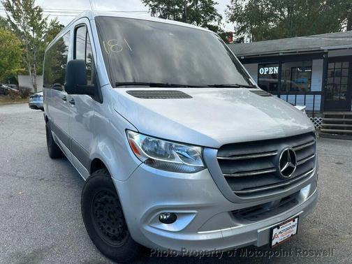 2022 Mercedes-Benz Sprinter 2500 Standard Roof