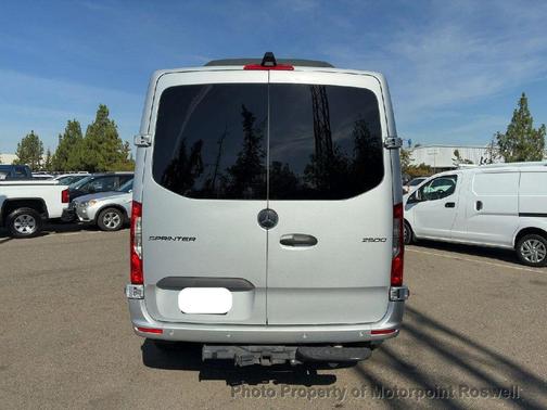 2022 Mercedes-Benz Sprinter 2500 Standard Roof