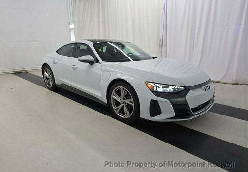 2023 Audi e-tron GT Premium Plus quattro