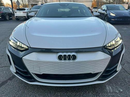2023 Audi e-tron GT Premium Plus quattro