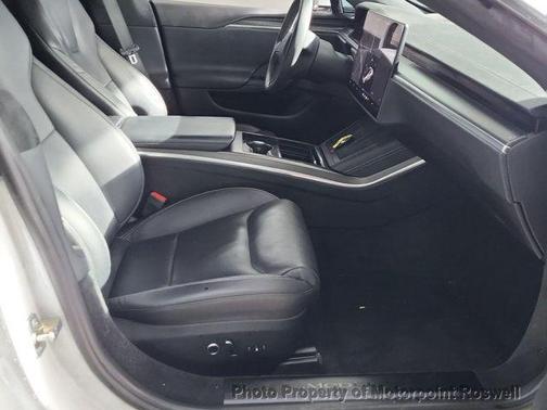 2023 Tesla Model S Plaid