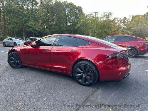 2023 Tesla Model S Plaid