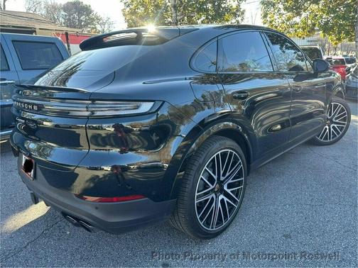 2025 Porsche Cayenne Cayenne