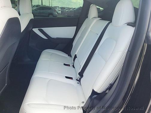 2021 Tesla Model Y Standard Range Rear-Wheel Drive