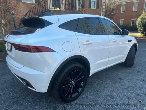 2024 Jaguar E-PACE R-Dynamic SE P250 AWD Automatic