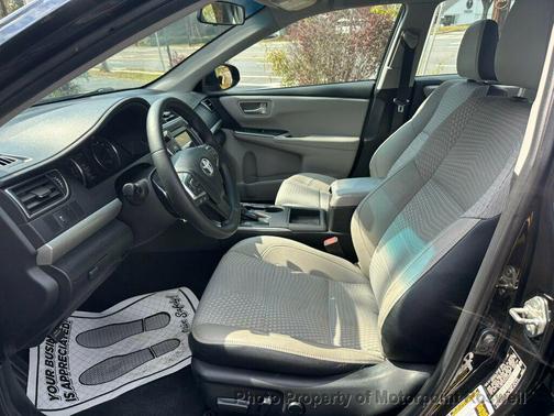 2015 Toyota Camry SE