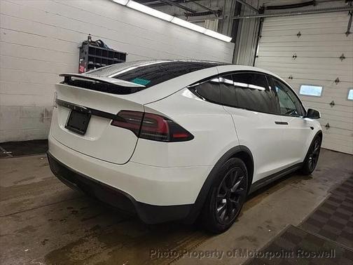 2024 Tesla Model X Long Range