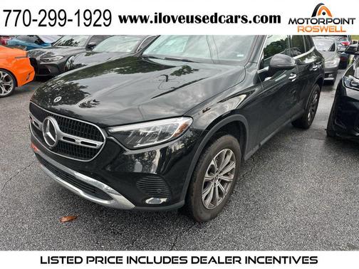 Black 2023 Mercedes-Benz GLC 300 4MATIC