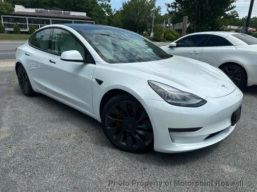 Pearl White Multi-Coat 2022 Tesla Model 3 Performance