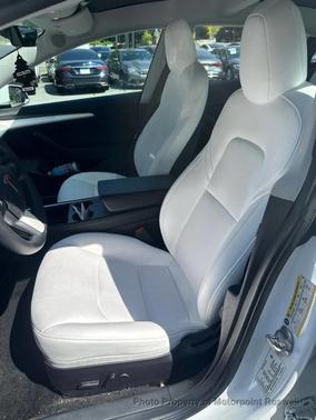 Pearl White Multi-Coat 2022 Tesla Model 3 Performance