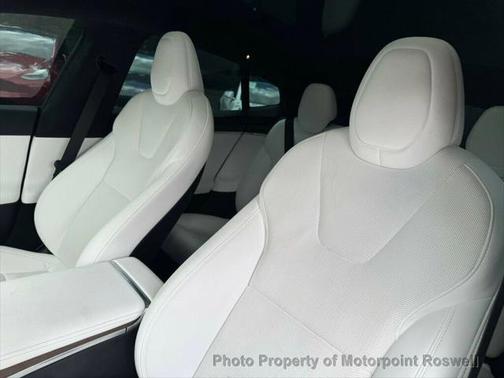 2023 Tesla Model S Plaid