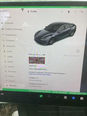 2023 Tesla Model S Plaid