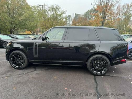 2025 Land Rover Range Rover P530 Autobiography LWB