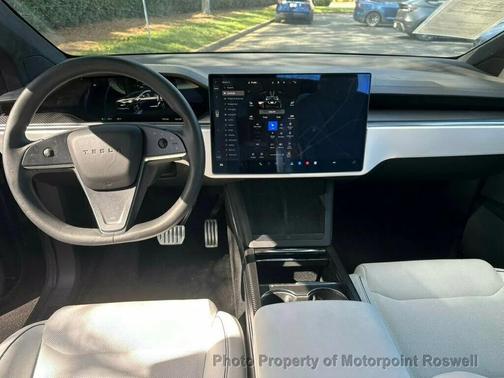 2024 Tesla Model X Plaid Tri Motor All-Wheel Drive