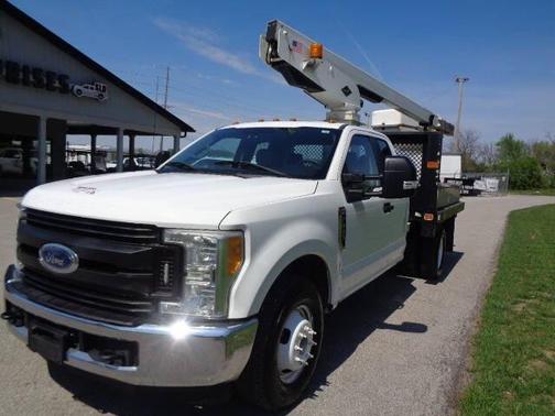 Oxford White 2017 Ford F-350 XL