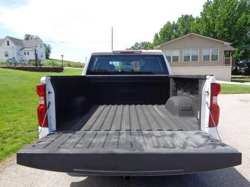 Summit White 2019 Chevrolet Silverado 1500 WT