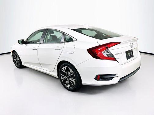 White 2017 Honda Civic EX-L