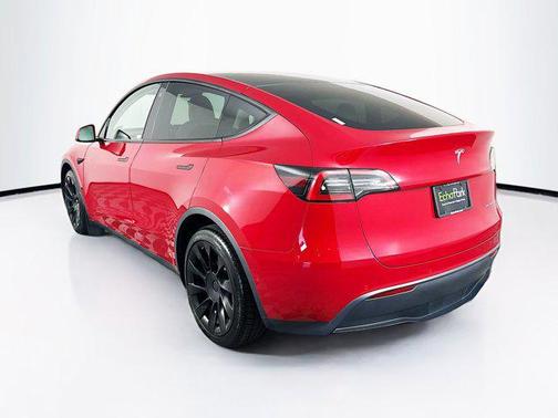2022 Tesla Model Y Long Range Dual Motor All-Wheel Drive