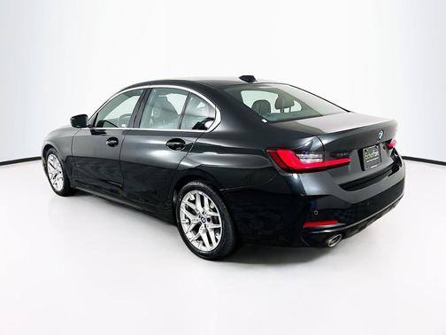 Jet Black 2025 BMW 330 330i