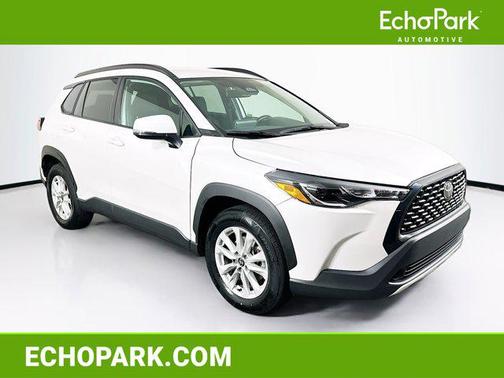 2023 Toyota Corolla Cross LE