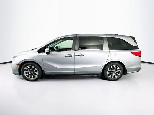 Silver 2021 Honda Odyssey EX-L